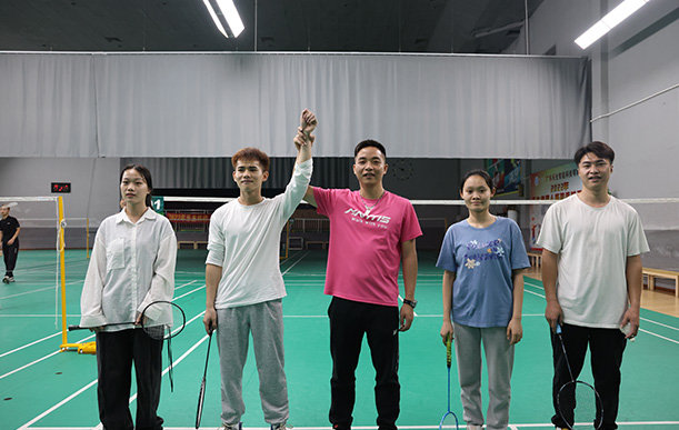 同臺競技，各展風采